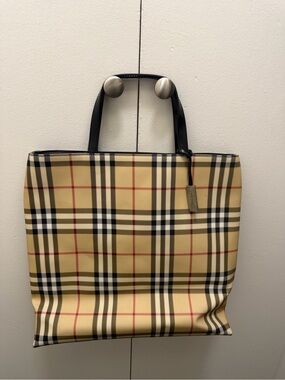 Burberry Nova Check Shopper